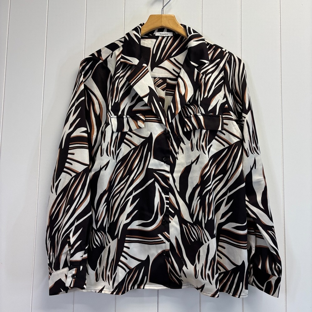 Pleione Abstract Leaf Button Down Top Women Size L Bold Quiet Luxury Office Chic